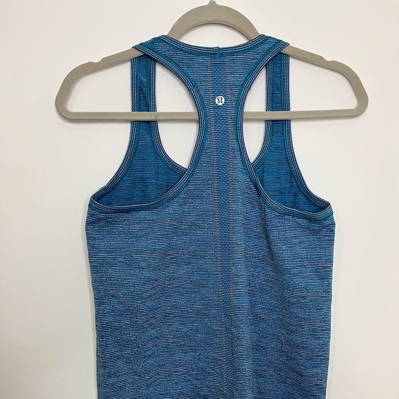 Lululemon Swiftly Tech Tank, Size 8, Indian Ocean/Black EUC, [A-19] RARE color & - Picture 6 of 6